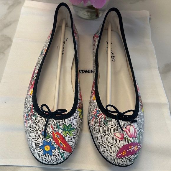 Repetto Shoes - Repetto Paris Multicolour Floral Ballet Flats - FR 42 (fits small to size)
